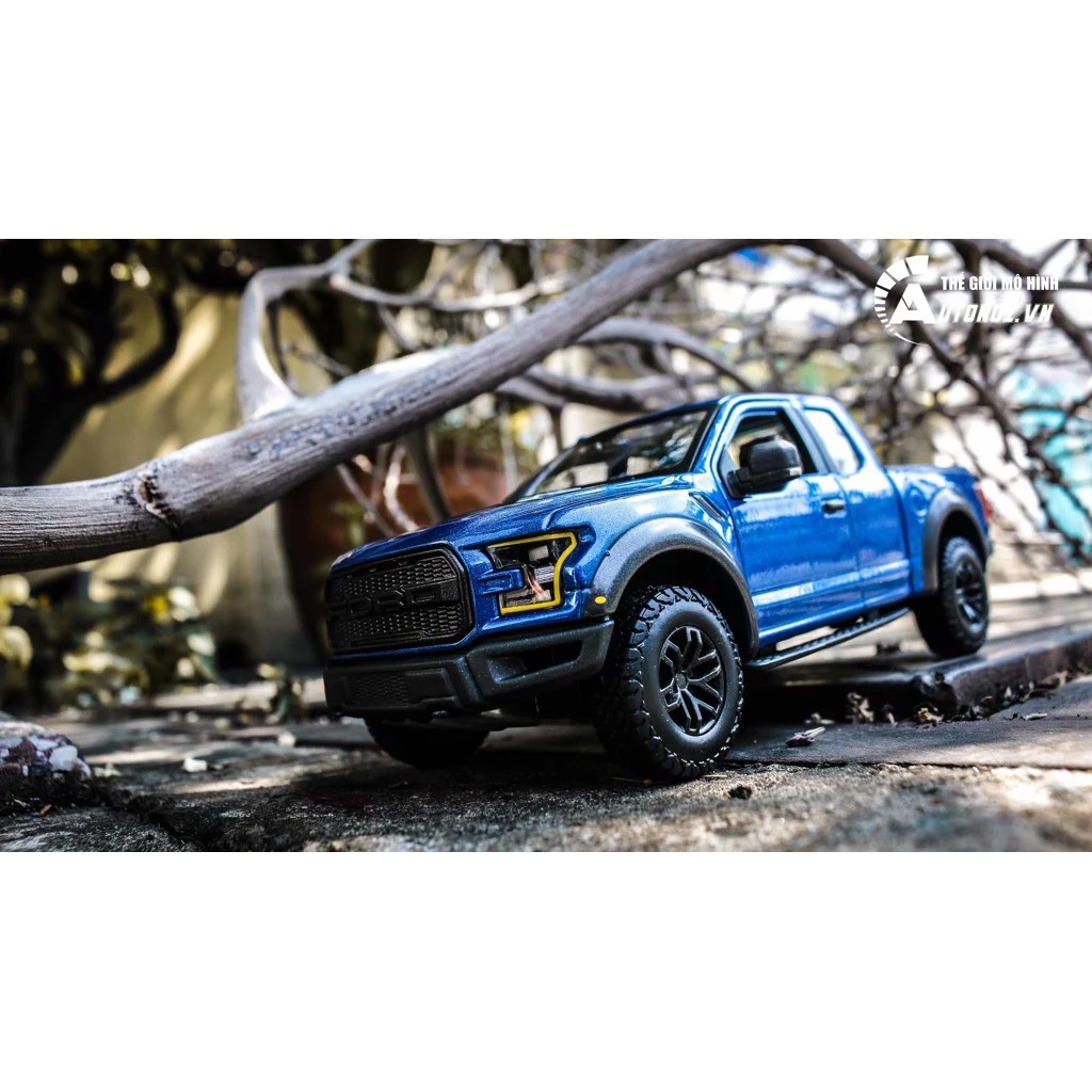 MÔ HÌNH 2017 FORD RAPTOR F150 BLUE 1:24 MAISTO 3296