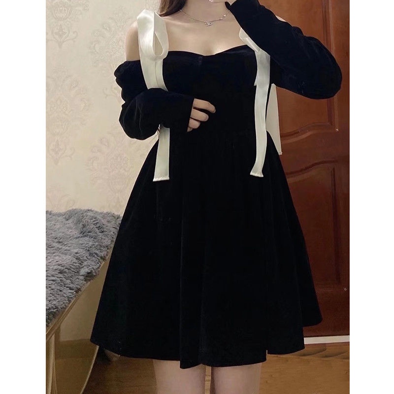 Đầm Nhung Đen Trễ Vai Phong Cách Pháp Cổ Điển Thời Trang Cho Nữ
