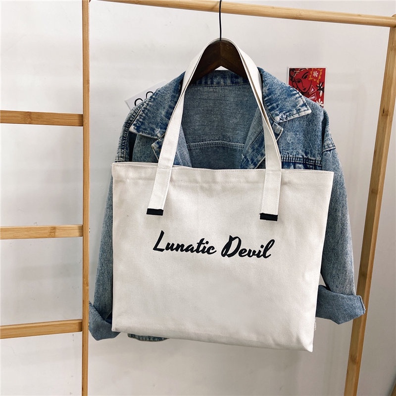 Túi tote vải canvas ulzzang unisex đi học đi làm có khoá miệng, có ngăn phụ in chữ LUNATIC màu be