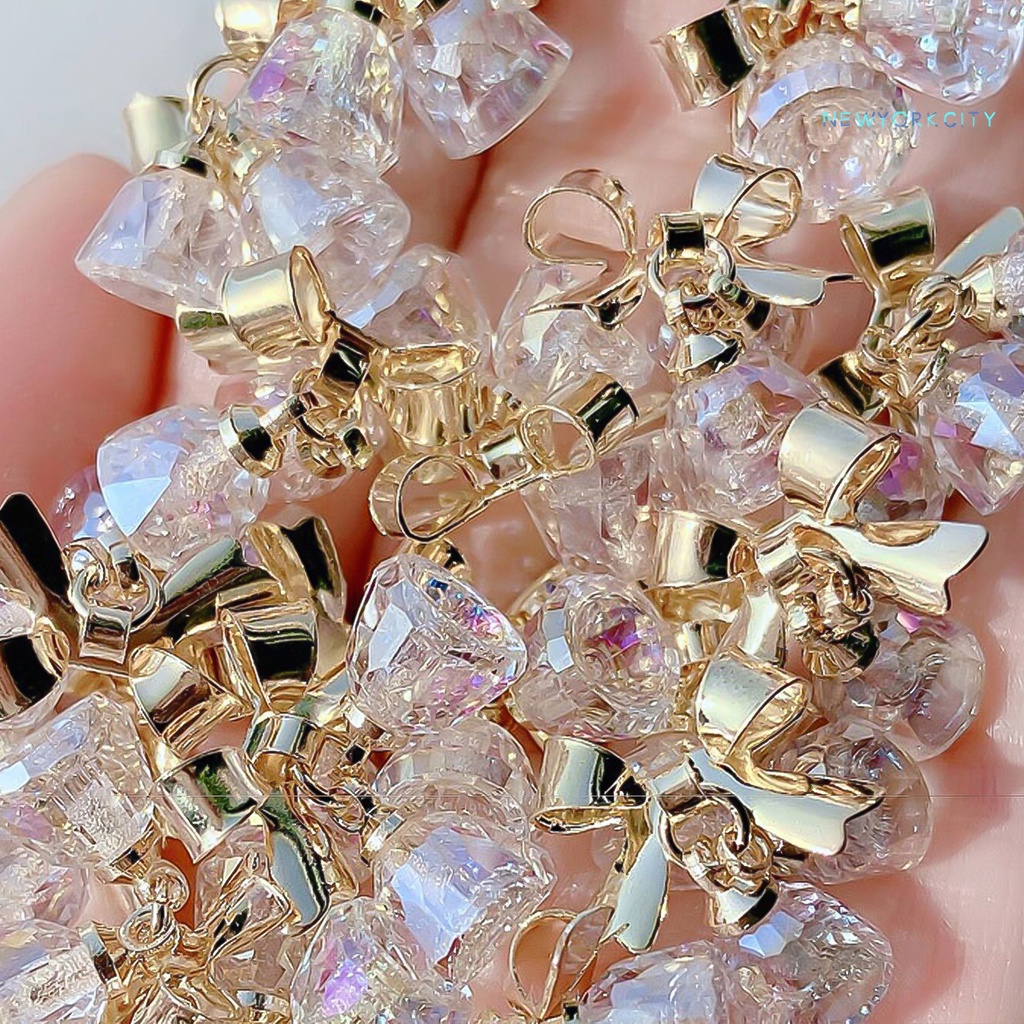 Chuông Trang Trí Móng Tay 3D Trong Suốt Xinh Xắn