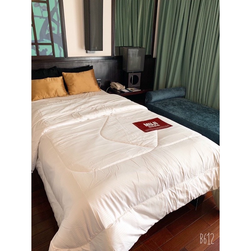 Ruột Chăn Đông Cotton Lụa kẻ sọc trắng cao cấp mềm mịn thoáng mát giữ nhiệt tốt