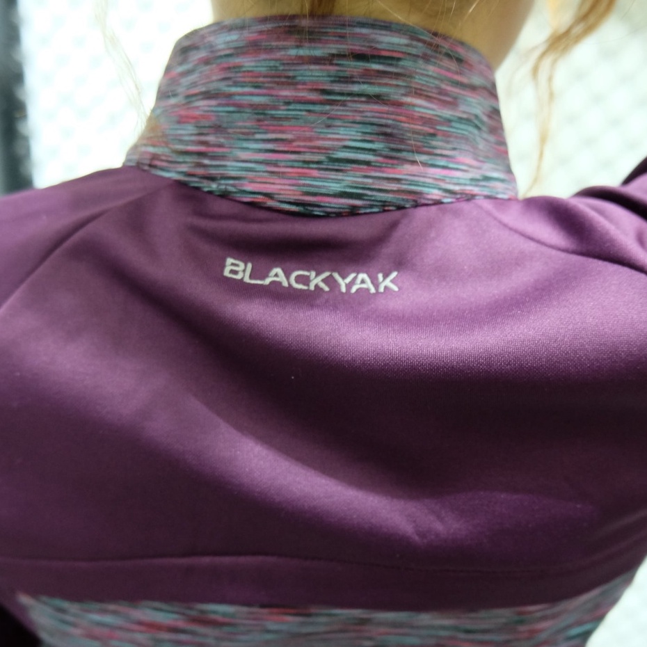 Áo nỉ nữ Black Yak E SERINA-Áo nỉ nữ dài tay Black Yak Serina.