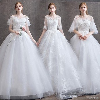 Váy cưới cổ V phối ren vai quyến rũ sang trọng hợp thời trang