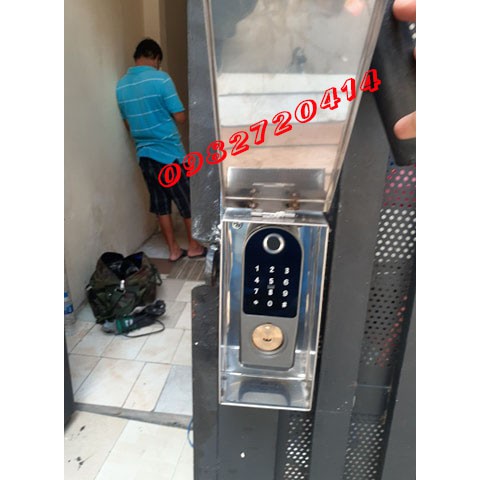 Nắp che mưa inox cho khóa cổng