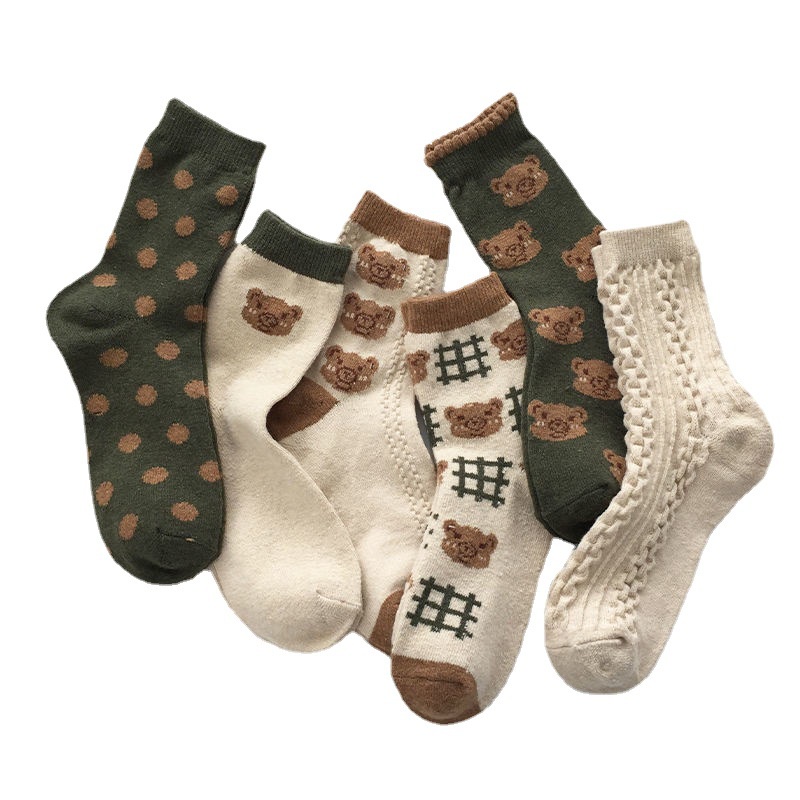 Đôi Vớ Ren In Hình Chú Gấu Dễ Thương Cho Nữ
