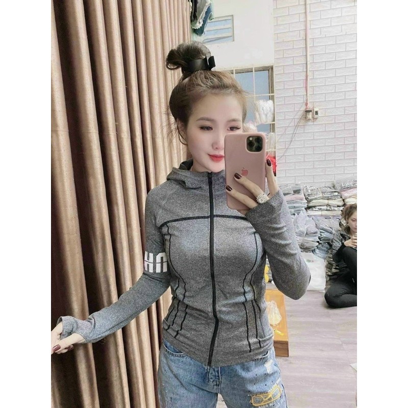 [Mã WASTUP giảm 10% tối đa 30K đơn 99K] Áo khoác nữ - Áo Khoác Thể thao LOGO 2020 có túi khoá