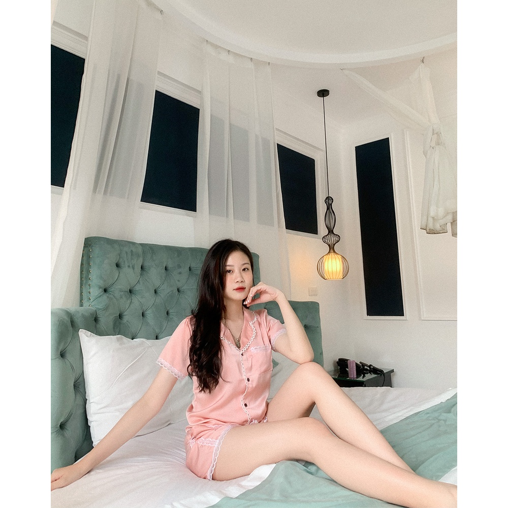 Bộ Mặc Nhà Lụa Satin Đùi Hạc Trắng Quần Hồng Pijama Đồ Ngủ Boody BP03.3 | BigBuy360 - bigbuy360.vn