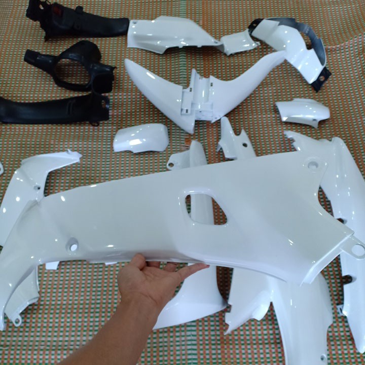 Bộ dàn áo xe WAVE alpha - Wave Zx - Wave 110 đời 2002-2006, nhựa ABS nguyên sinh màu trắng