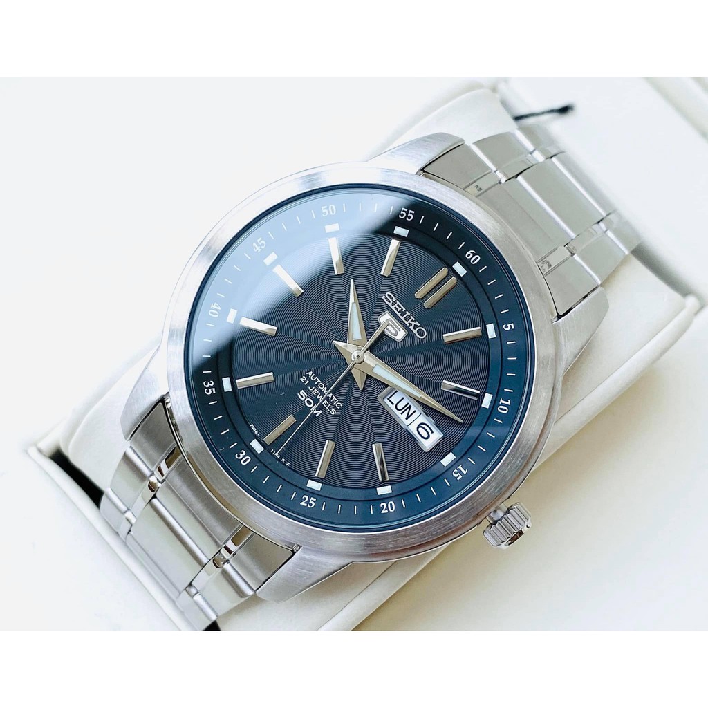 Đồng hồ nam Seiko Automatic SNKM87K1 - Mặt khảm vân tinh tế cùng dạ quang