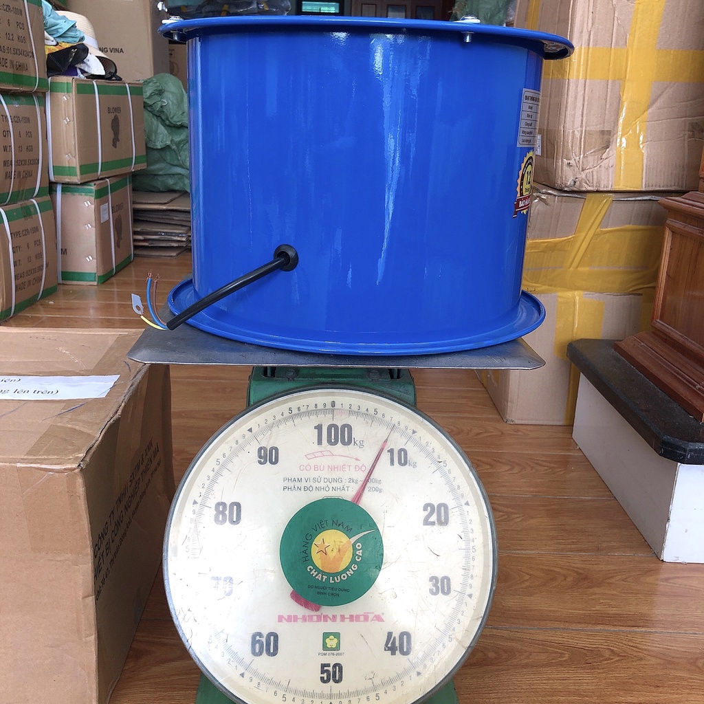 Quạt hút tròn - Quạt hướng trục - Sải Cánh 300 . Tốc Độ Vòng 2800 Vòng/ Phút . Tua Nhanh