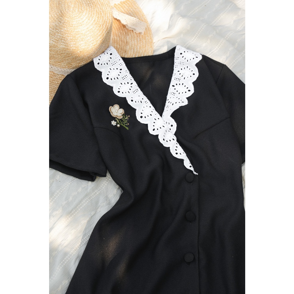 Đầm thủ thư thêu hoa hangkao closet T.DTTH