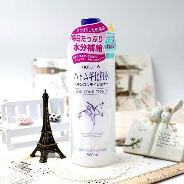 Nước Hoa Hồng Ý Dĩ Naturie Hatomugi Nhật 500ml