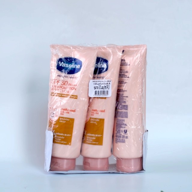 Kem dưỡng trắng da chống nắng Vaseline SCFSCF 30PA+++ SUN+ Pollutionion Protect