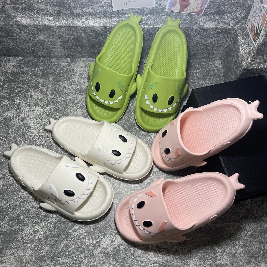 Dép Nữ Thời Trang Xinh Xắn, Kiểu Dép Quai Ngang Đúc Nguyên Khối Hình Cá Mập Cute Phù Hợp Đi Trong Nhà, Đi Ngoài Trời