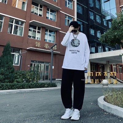 [ FREESHIP] [ CÓ HÌNH THẬT] Áo thun tay dài from rộng phù hợp cho cả nam và nữ chất cotton thoáng mát họa tiết mặt trăng | BigBuy360 - bigbuy360.vn