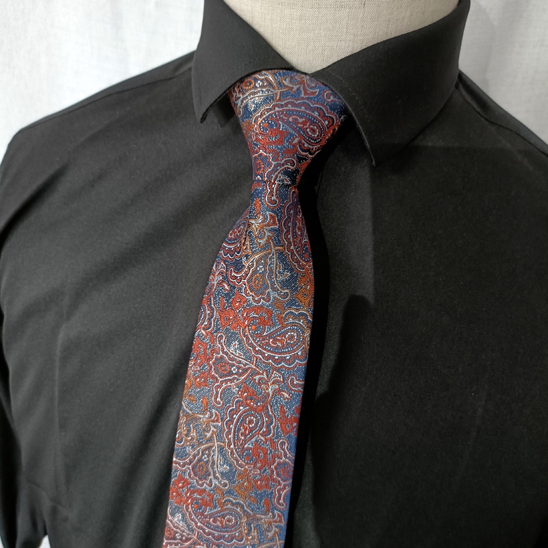 Cà Vạt Nam Phong Cách Doanh Nhân Sang Trọng