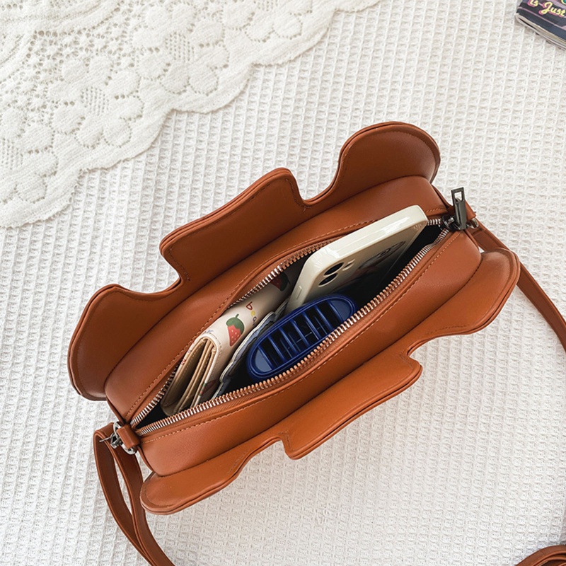 Túi Đeo Chéo Da Pu Hình Dơi Phong Cách Gothic