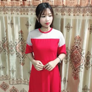 đầm xoè phối lưới vai