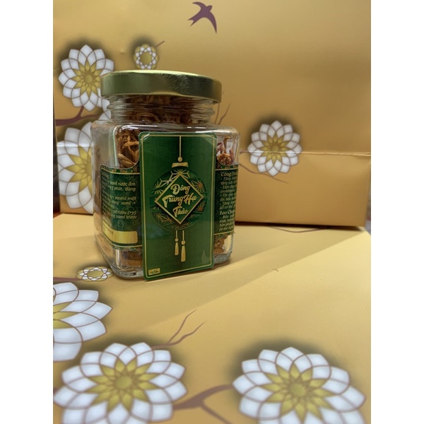 đông trùng hạ thảo