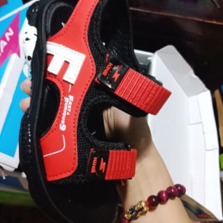 Combo 3 đôi xăng đan cho bé 25