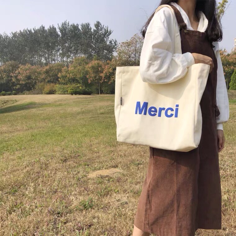 Túi tote vải canvas cao cấp Merci khổ vuông sang trọng