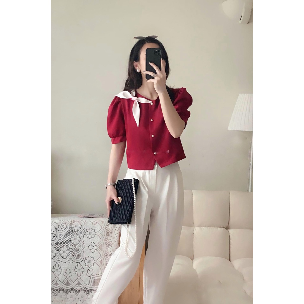 Áo sơ mi dáng ngắn tay bồng đính nơ hoa 4 cánh 146