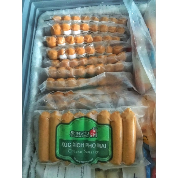 Xúc xích phô mai