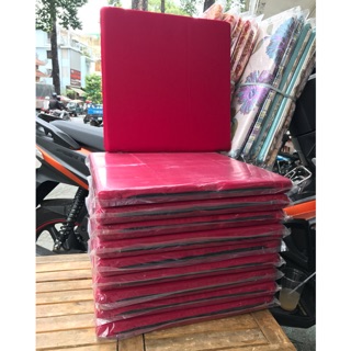 Nệm ngồi bệt dây kéo vải đô sọc chéo