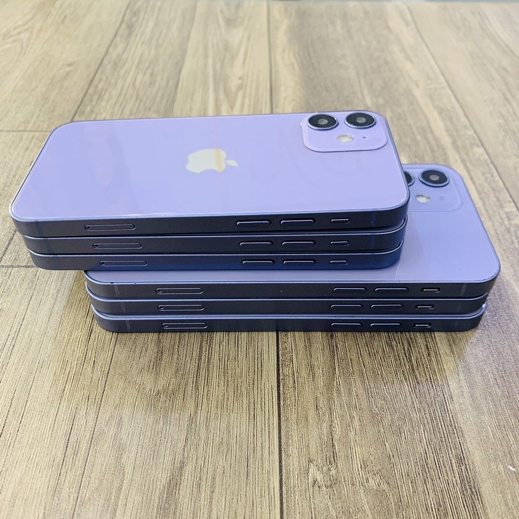 Mô hình iphone 12 và 12 mini với tông màu tím mộng mơ dùng để trưng bày