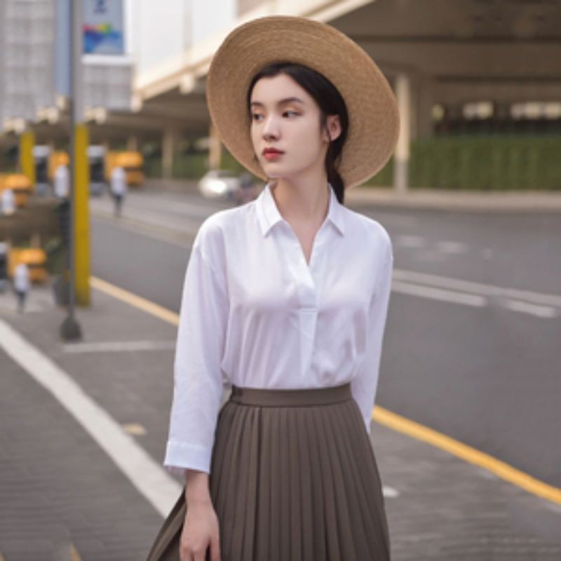 (UNIQLO Nhật chính hãng) Áo sơ mi nữ vải Rayon cổ đức mở V -Woman Rayon Skipper Collar 3/4 sleeve Blouse