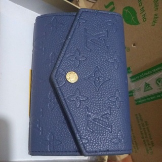Ví l.v gập cầm tay chất da sần màu xanh họa tiết lờ vê full box