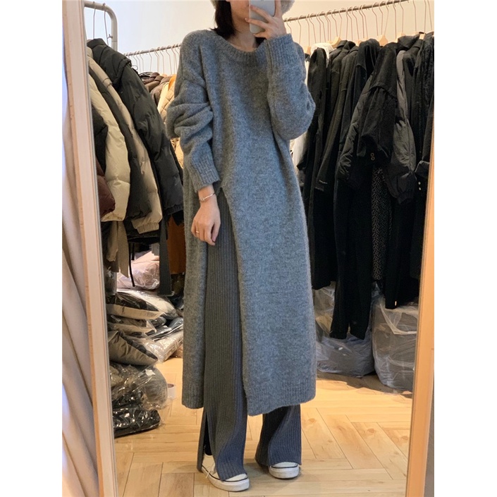Áo len dài xẻ cao phong cách Hàn Quốc