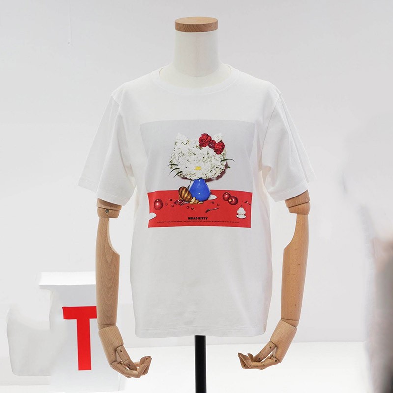 UNIQLO Áo Thun Ngắn Tay In Hình Hello Kitty Dễ Thương Thời Trang Cho Nữ 45th