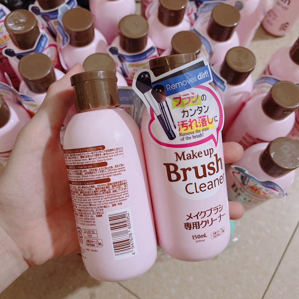Dùng Dịch Giặt Cọ Nước Rửa Cọ Trang Điểm Mút Make Up Brush Cleaner 150ml Chính Hãng