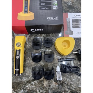 Tông đơ cắt tóc Codos 925 lưỡi sứ sắc bén máy êm khỏe.