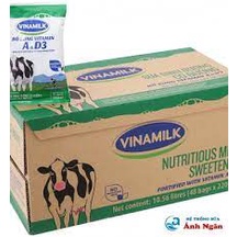 Thùng 48 Bịch Sữa Vinamilk Có Đường 220ml