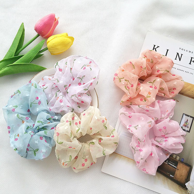 Dây cột tóc vải scrunchies trái cherry ngọt ngào. Phụ kiện cột tóc cao cấp.