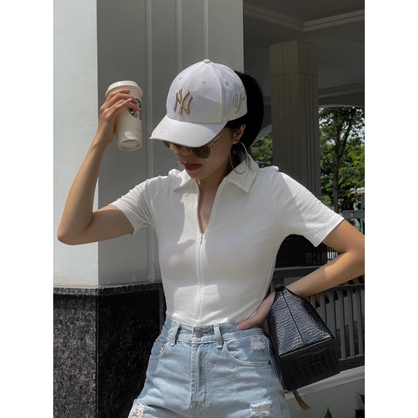 Ảnh thật/Có sẵn Áo cộc tay bodysuit có cúc bấm cố định trắng | BigBuy360 - bigbuy360.vn