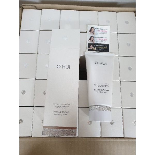 Sữa rửa mặt làm trắng da Ohui Extreme White Foam 160ml.