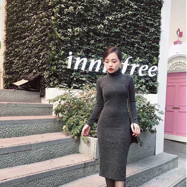 Váy body cao cổ len