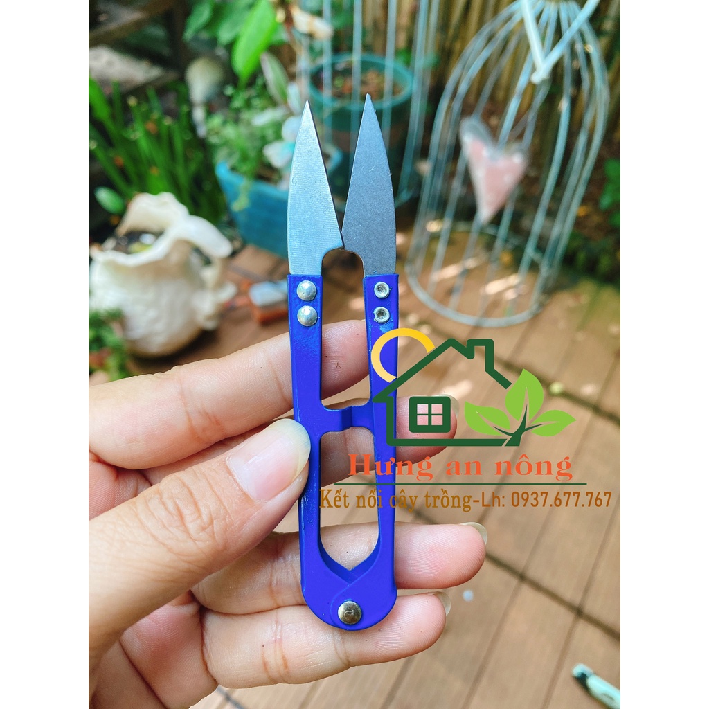 Kéo bấm cắt chỉ may vá thêu đồ gia đình có nhiều màu mỗi cây có túi nilon đựng