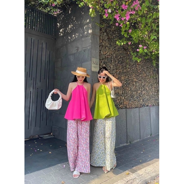 Set áo yếm, quần dập li hoa nhí đi biển