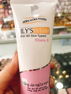 SỮA RỬA MẶT LILY WHITE TRẮNG DA NGỪA MỤN