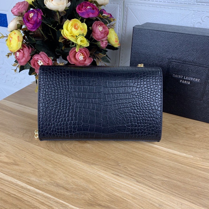 Túi xách Yves Saint Laurent màu đen tag vàng size 24cm (có sẵn)