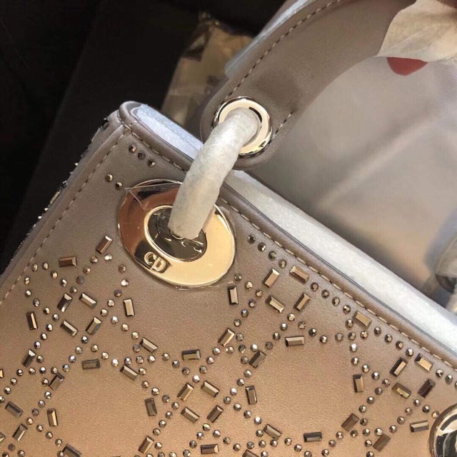 Lady Dio đính đá màu xám siêu chảnh