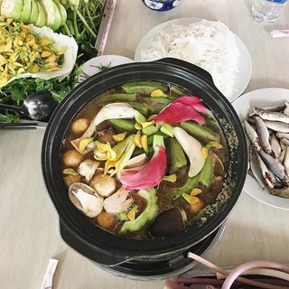 Nồi đất kho cá, thịt