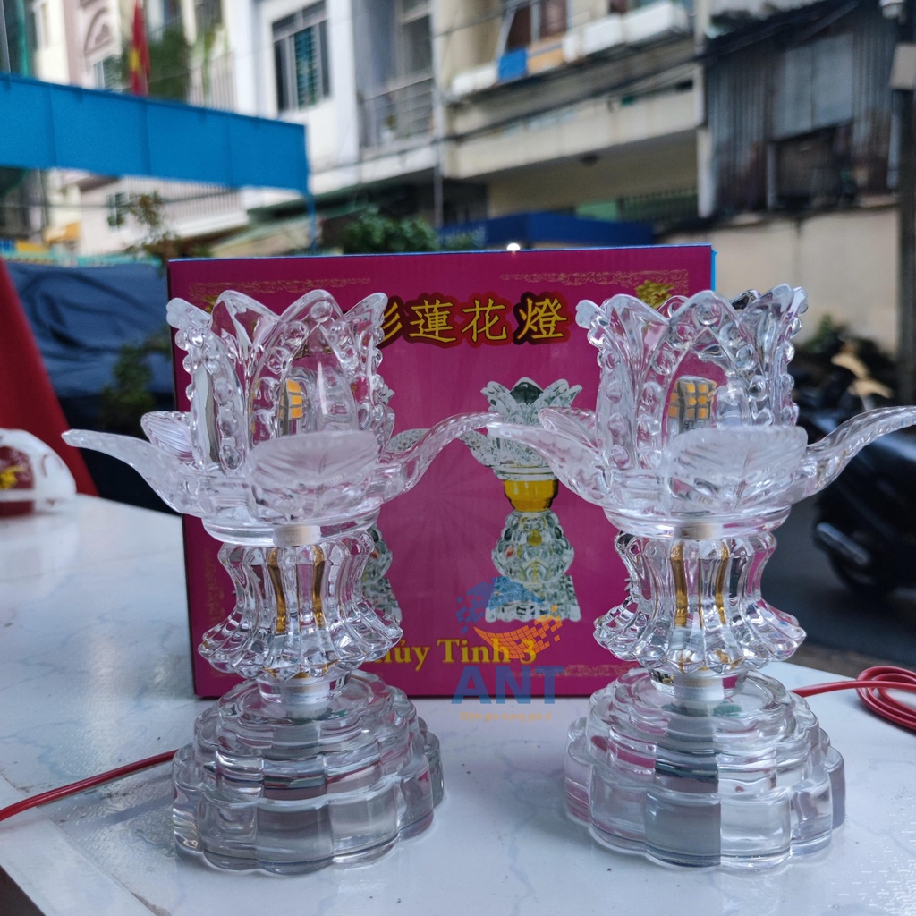 ĐÈN THỜ HOA SEN THỦY TINH - 04