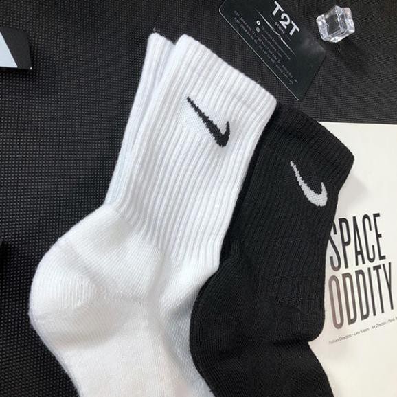 Tất/vớ Nike thể thao cổ cao(dài khoảng 22-25cm ngang bắp chân) siêu đẹp siêu rẻ hàng VN XNK 100% cotton.
