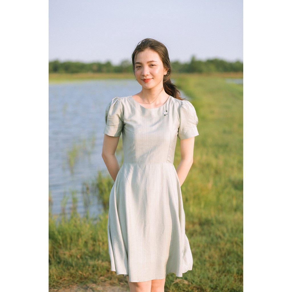 Đầm xòe cổ tròn tơ xước thêu hoa D210536 (xanh mint, hồng) | BigBuy360 - bigbuy360.vn