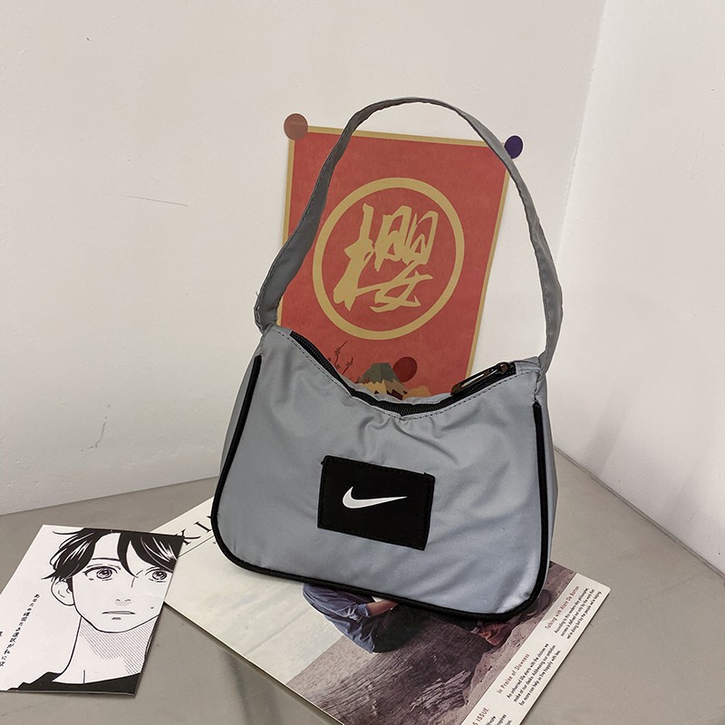 Túi Đeo Chéo Nike Nylon Phản Quang 22x9 X 16cm #6